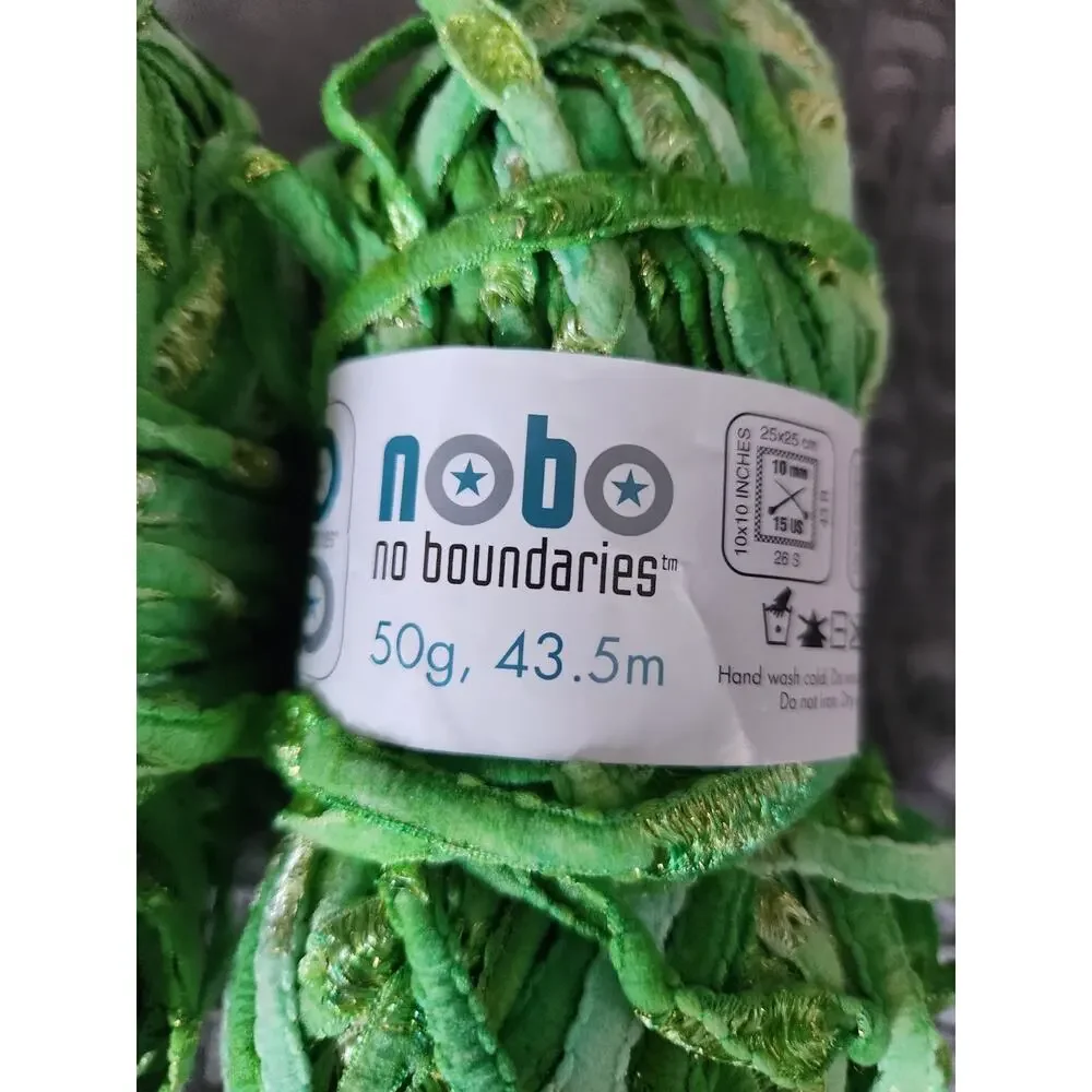 Nobo No Boundaries Ribbon Ladder Yarn Green Gold Metallic Novelty Lot